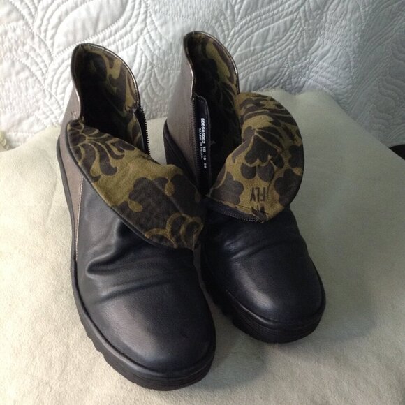 Fly London Silver/Black Platform Ankle Boots, Trending, Goth, Steampunk, "8.5" - Picture 6 of 8